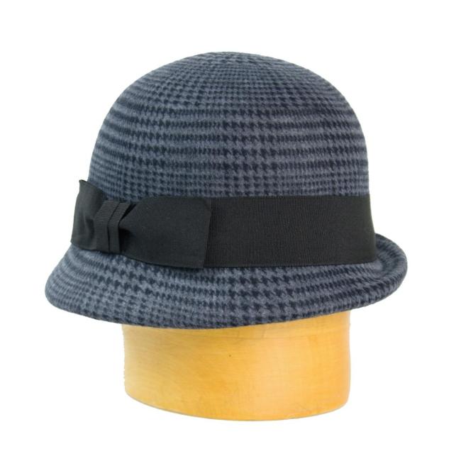 Dámský vlněný klobouk se vzorem káro - šedá